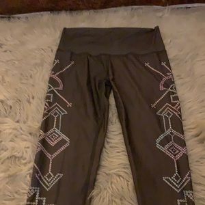 Stretch olive green yoga pants